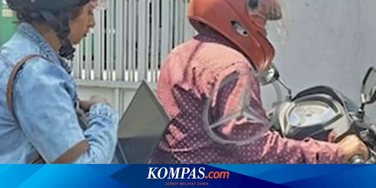 Terjebak Macet di Motor, Wanita India Ngotot Keluarkan Laptop dan Bekerja