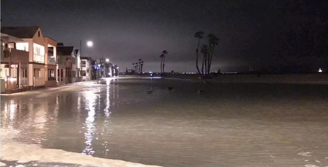 As high tides hit Southern California, NWS advises of regional beach hazards and Seal Beach sees minor flooding