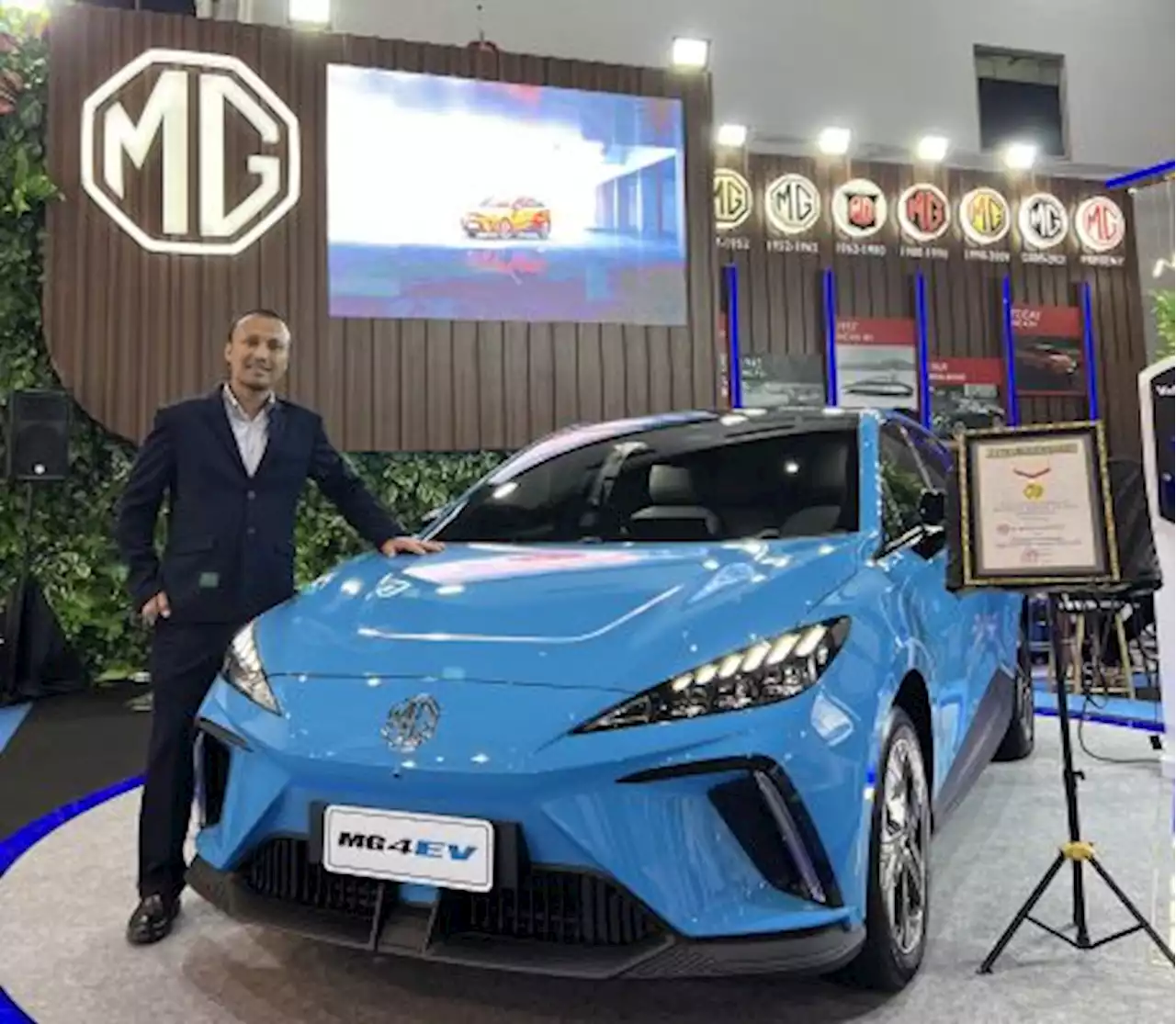 MG Motor Indonesia Tampil Perdana di Pameran Kendaraan Listrik PEVS 2023