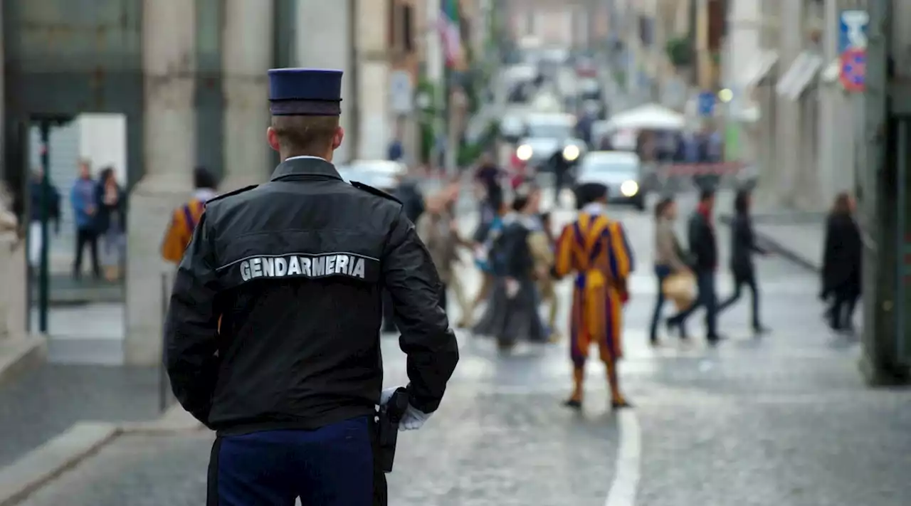 Paura in Vaticano, 40enne forza un varco: gendarmeria spara all'auto, arrestato