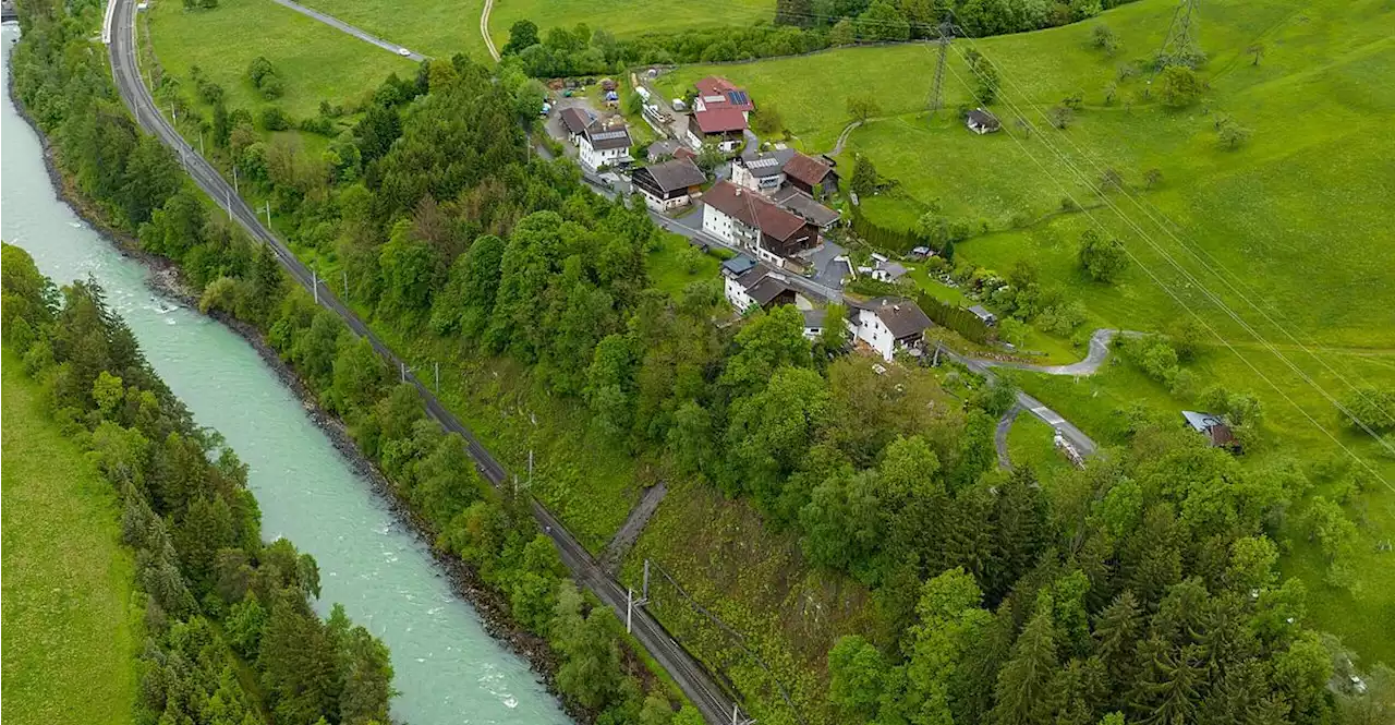 Mure: Häuser im Zillertal abgeschnitten