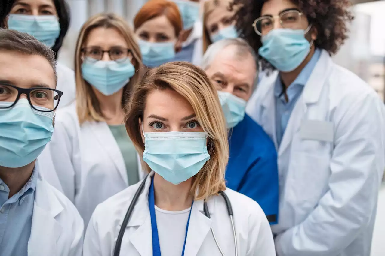 Study claims that mask-wearing is still as necessary in healthcare settings