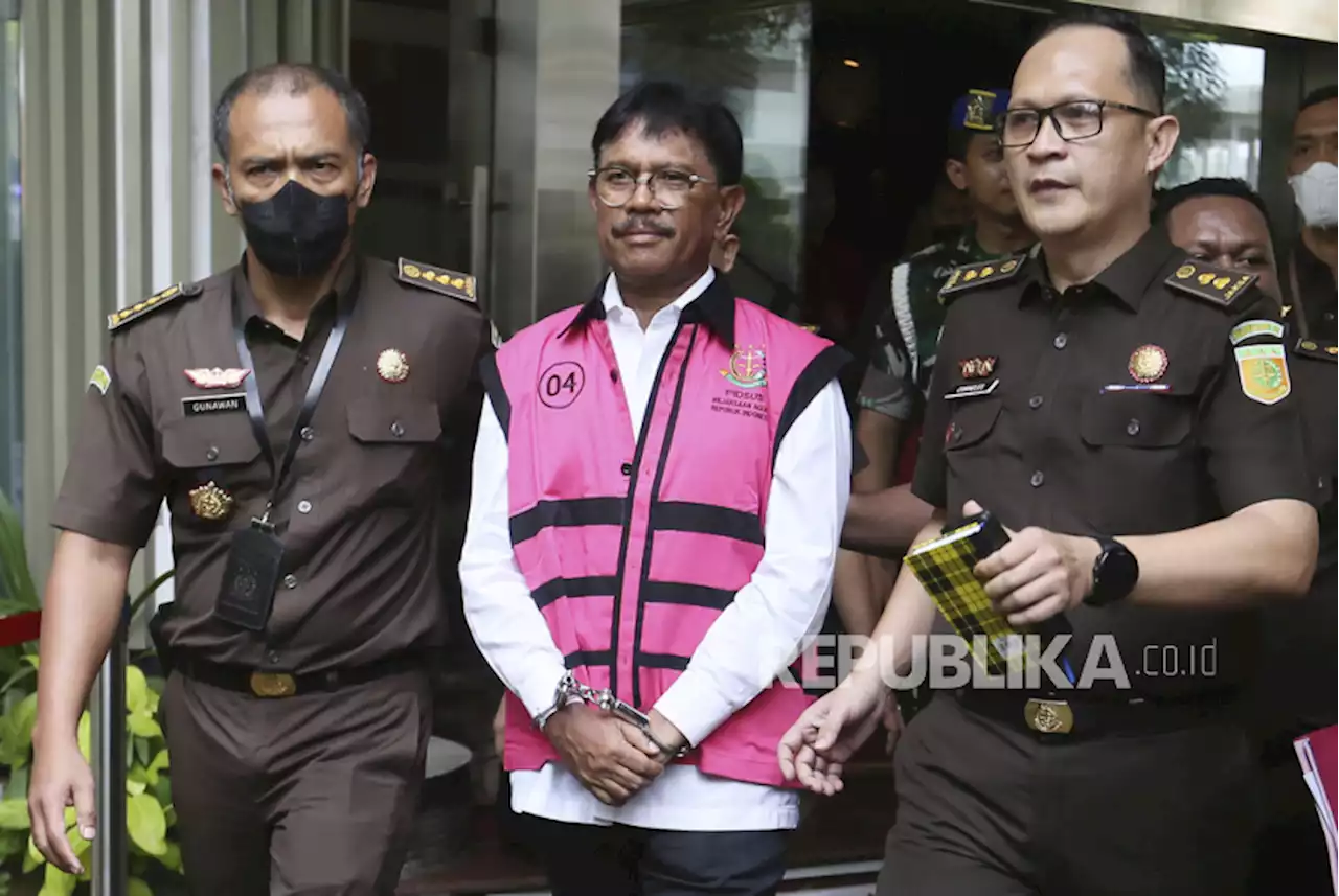 Jadi Tersangka, Johnny G Plate Masih Berstatus Bacaleg Nasdem |Republika Online