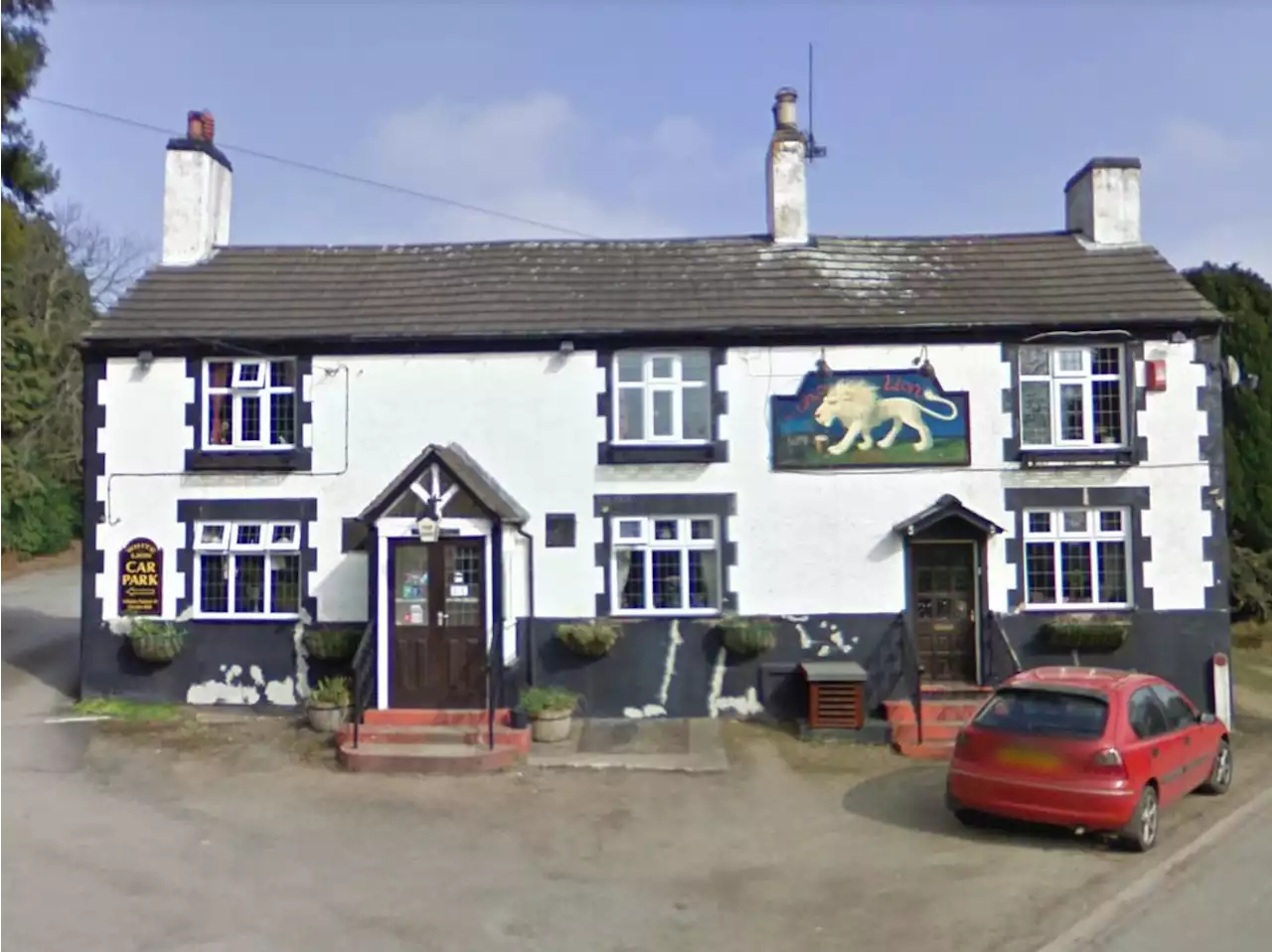 Shropshire community pub celebrates winning 'Rural Oscar' after being judged best in the UK