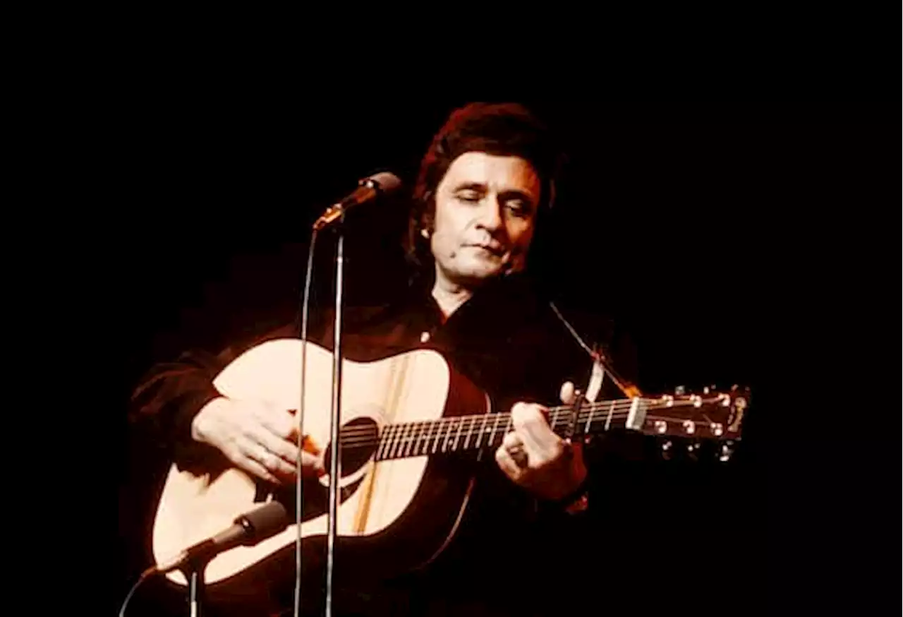 Johnny Cash, per la 1° volta i testi dei brani raccolti in un libro