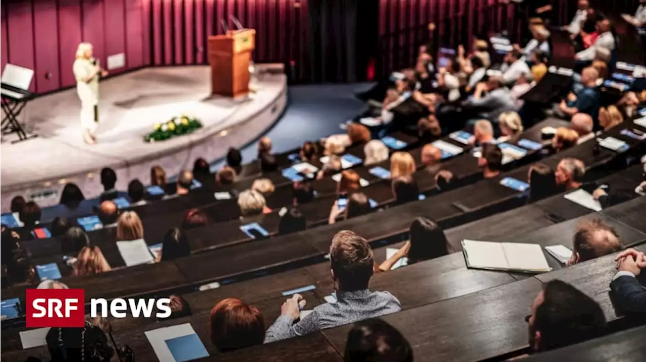 Gläserne Decke an Unis - Professorinnen sprechen über ihren schwierigen Weg nach oben