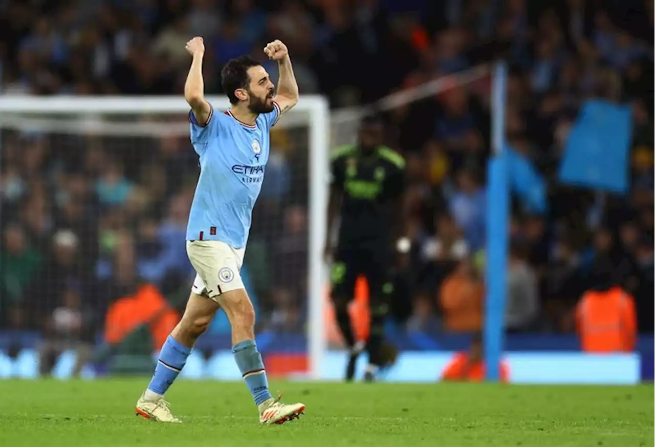 Soccer-Man City matchwinner Silva hails 'beautiful' night