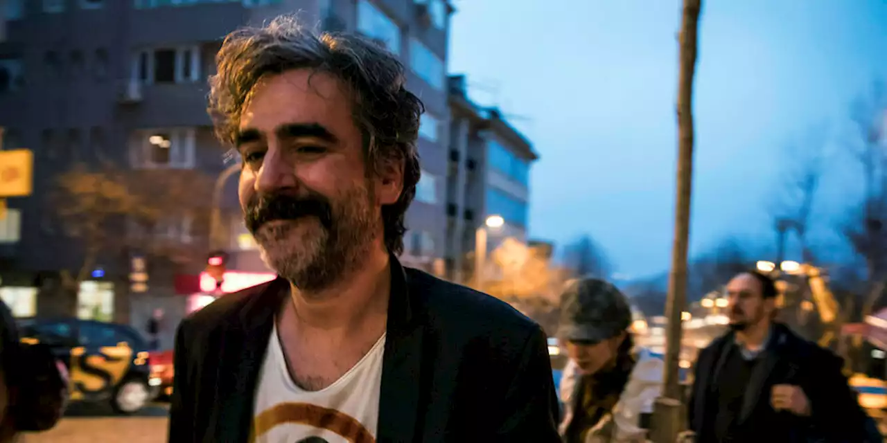 Neuer Haftbefehl gegen Deniz Yücel: Er nennt Erdoğan „Putschisten“