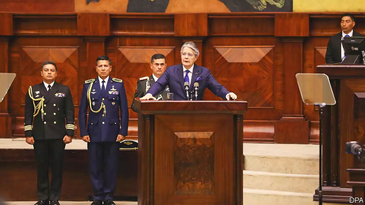 Ecuador’s president dissolves Congress to avoid impeachment