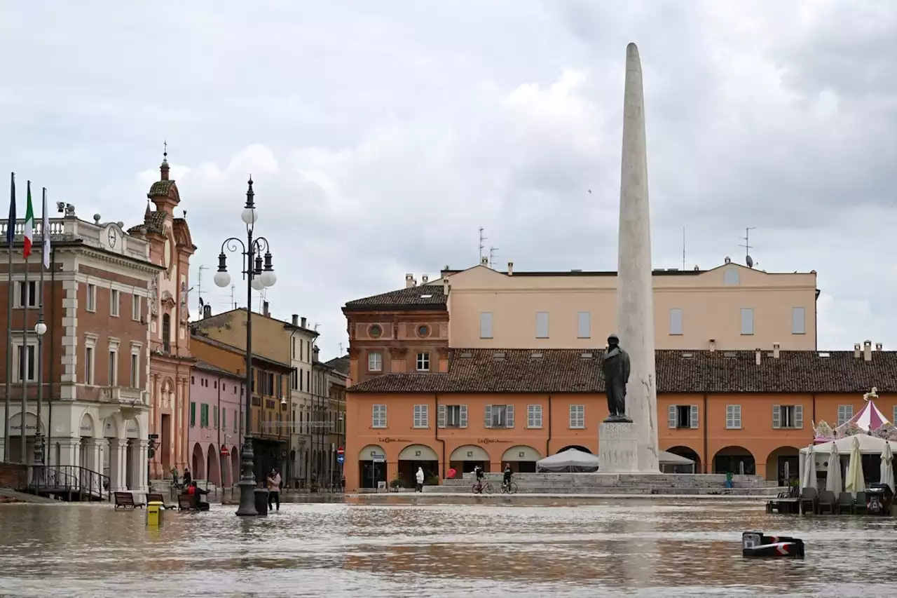 Alluvioni in Emilia-Romagna, Bonaccini: “Ci rialzeremo”. Ecco come aiutare