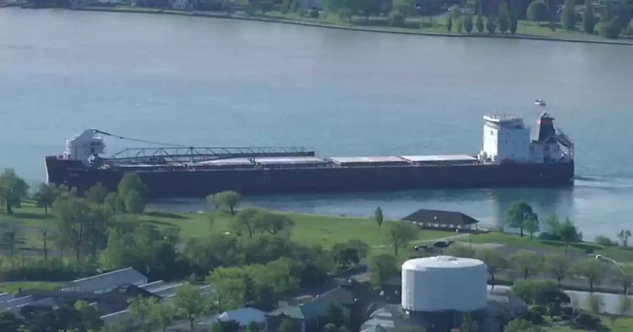 VIDEO: Freighter freed after running aground in Detroit River near Belle Isle