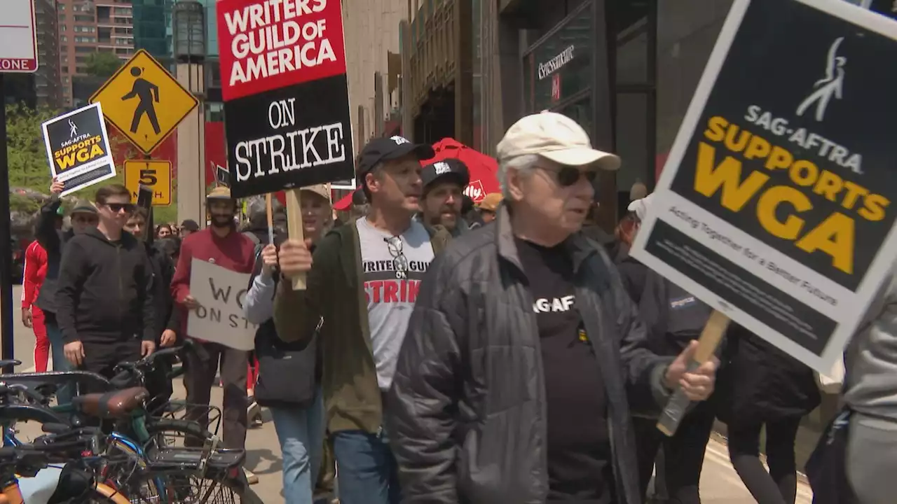 Hundreds Join WGA Demonstration Outside NBC Tower in Chicago as National Strike Continues