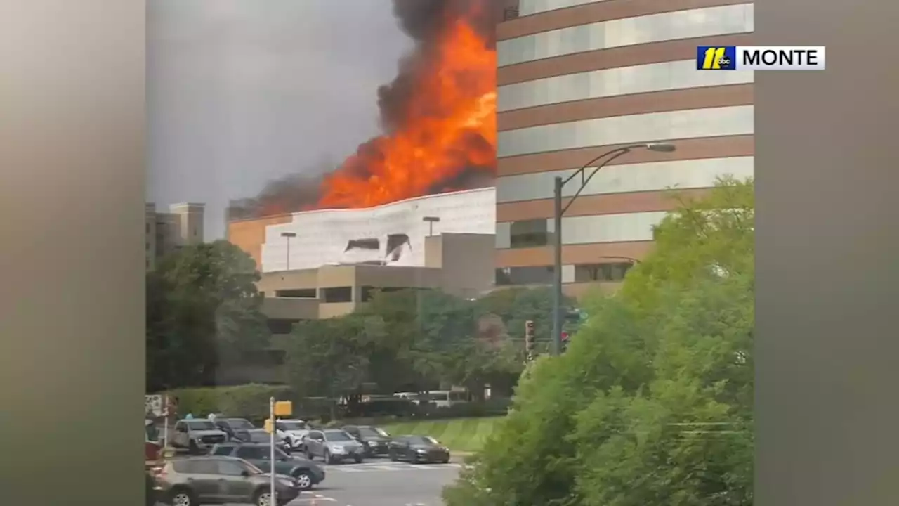 2 construction workers missing following huge building fire in Charlotte