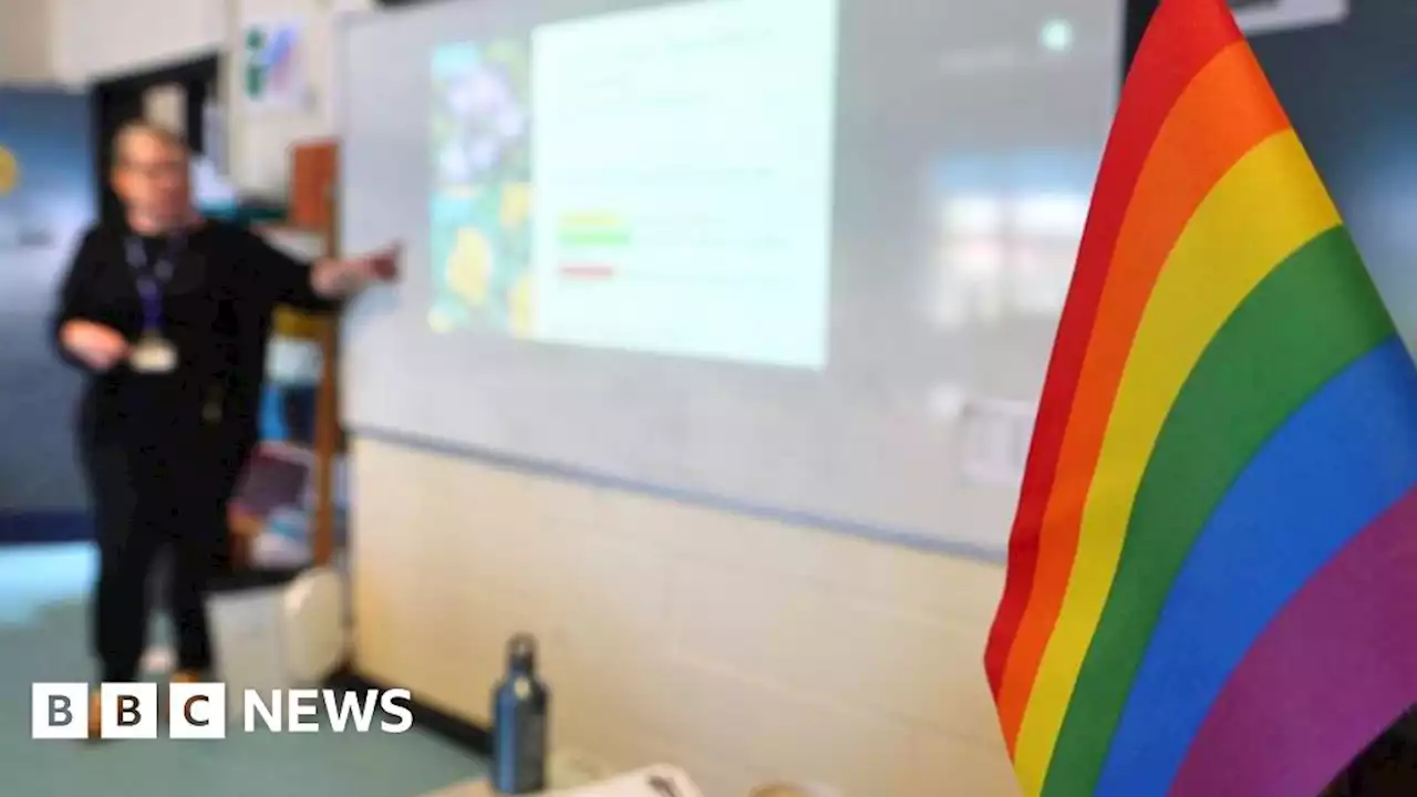 Teachers walk tightropes in face of no trans guidance