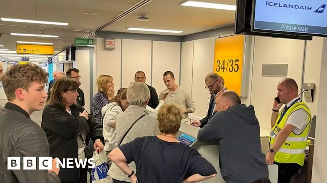 Passengers' despair after 36-hour flight delay