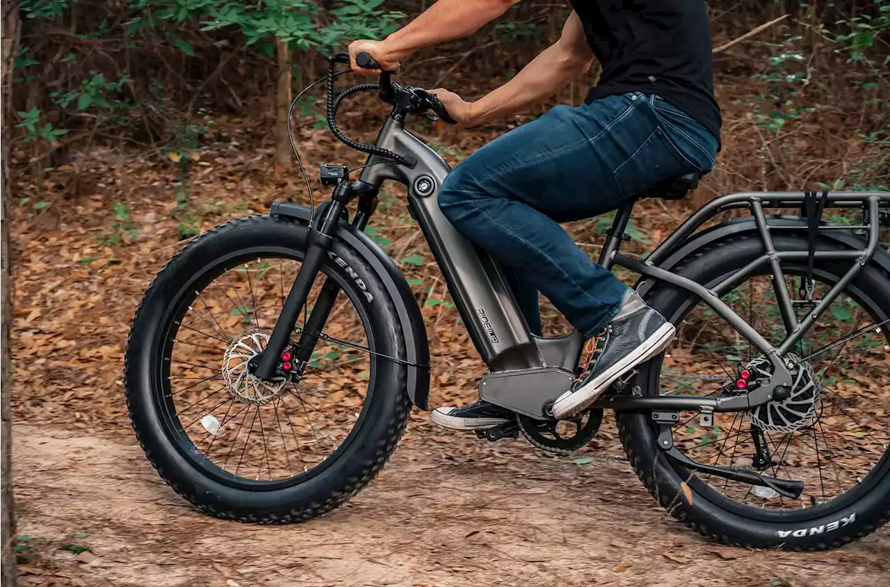 Ride1Up Builds Rift Fat eBike with Integrated Rear Rack That Can Haul a Friend