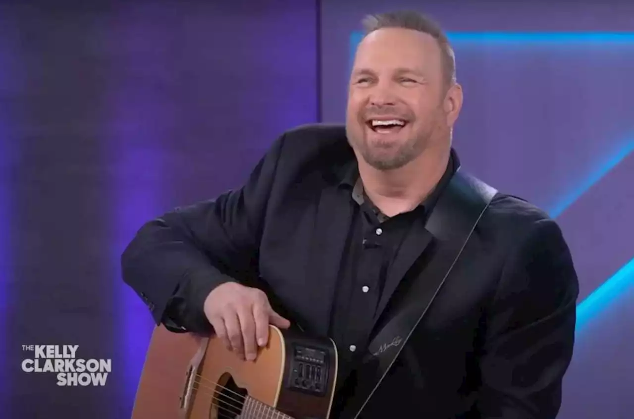 Garth Brooks Reveals He Once Showered With Steven Tyler: ‘How Many People Can Say That?’