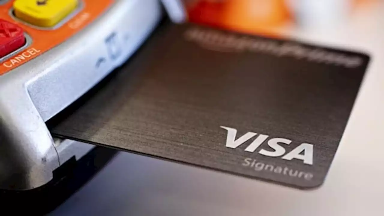 Visa and MasterCard agree to lower average credit card interchange fee below 1% | CBC News