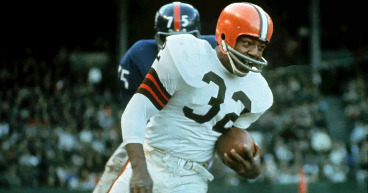 Jim Brown dead: NFL and Cleveland Browns legend dead at 87