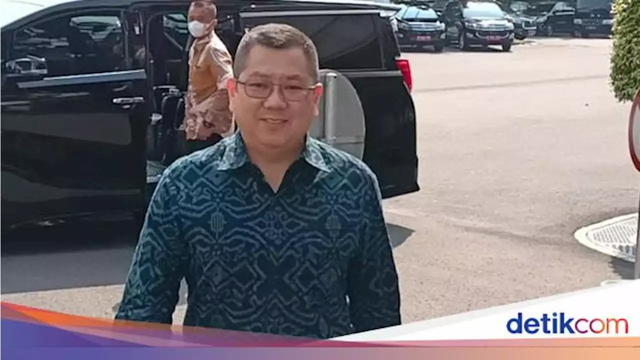 Ada Rumor Hary Tanoe Gantikan Johnny Plate, Saham MNC Group Terbang