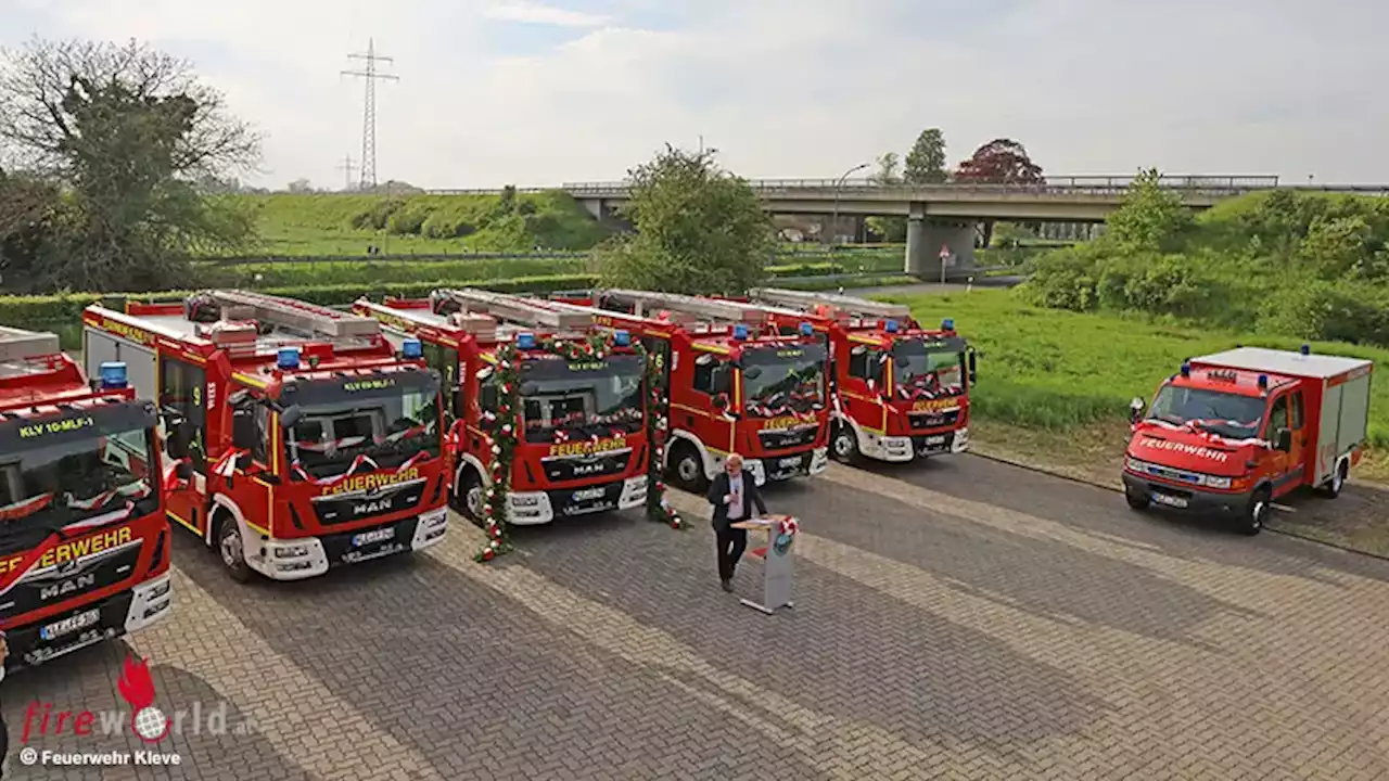 D: Sechs Fahrzeuge (5x MLF, 1x TSF-W) an ihre neuen Standorte bei der Feuerwehr Kleve übergeben