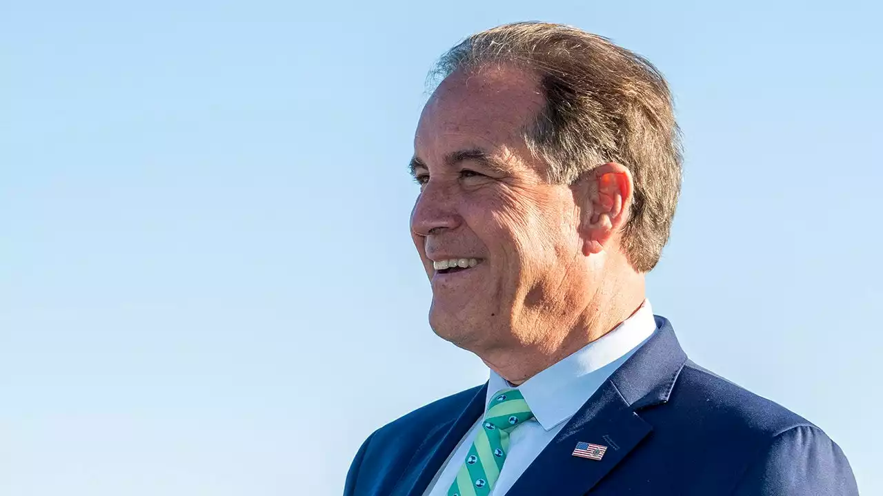 Jim Nantz unleashes epic roast amid LIV Golf’s broadcast woes