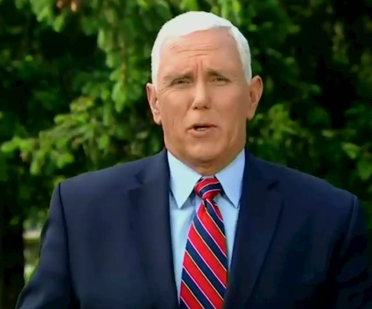 Mike Pence Tries (And Fails) To Shade Disney With Truly Lame 'Dad Joke'