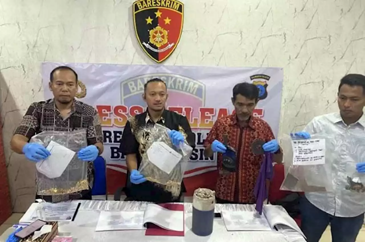 Emas 1 Kilogram Curian Dimasukkan Termos Lalu Dikubur