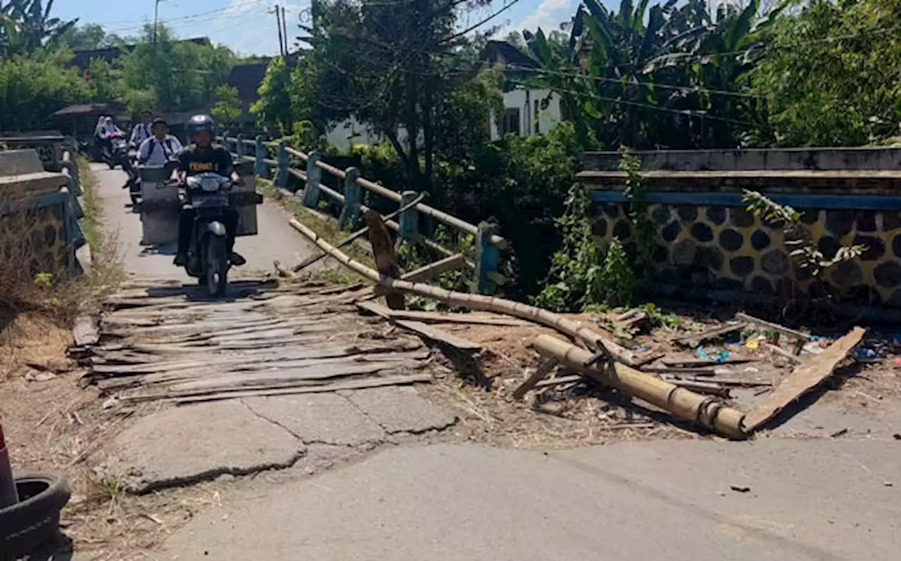 Kerusakan Bertambah, Perbaikan Jembatan Klumutan Masih Belum Jelas