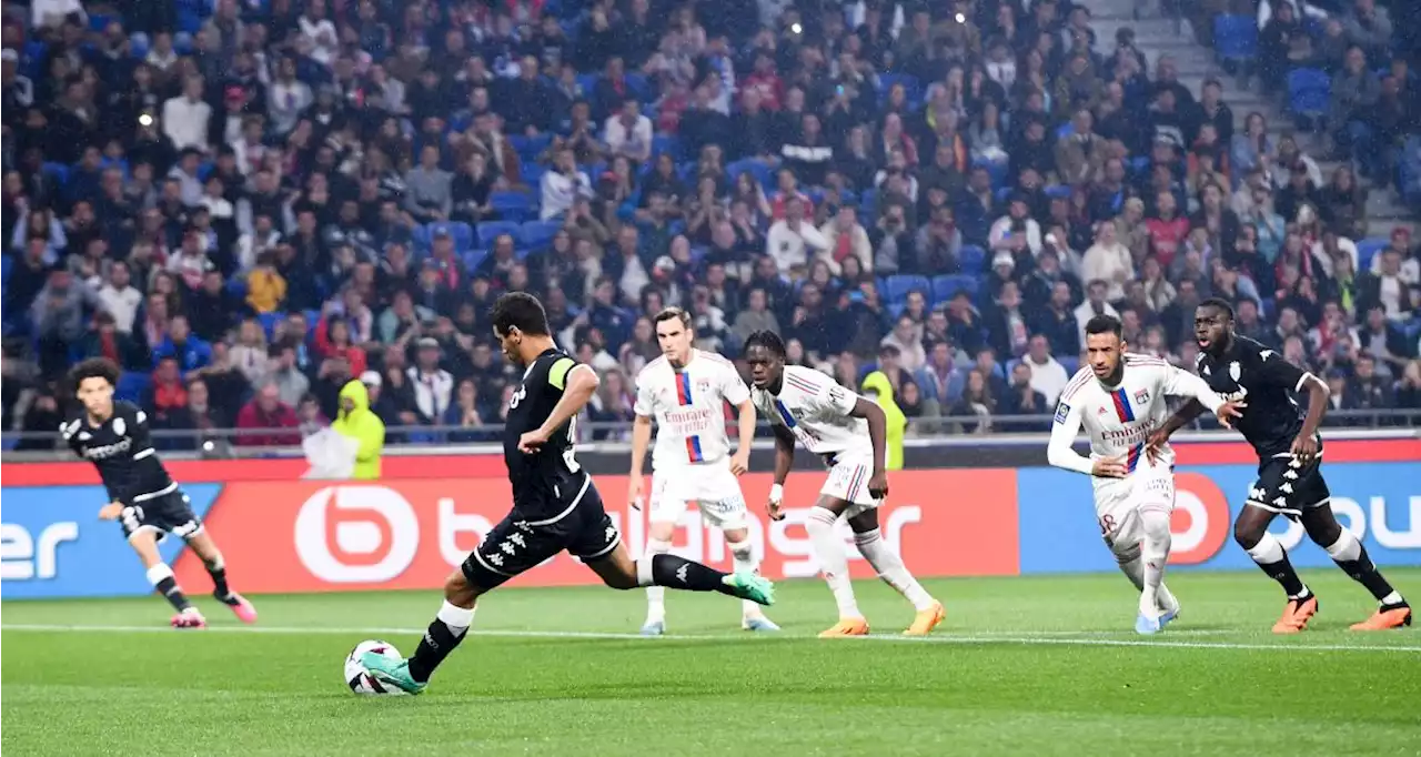 🚨 OL - Monaco : Lacazette répond à Ben Yedder, score de parité à la pause !