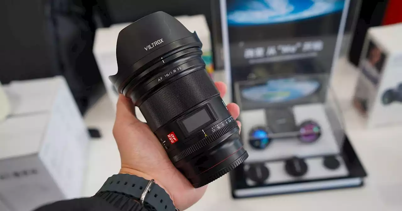 Viltrox's New 16mm f/1.8 Sony Lens Features Autofocus and a Large LCD