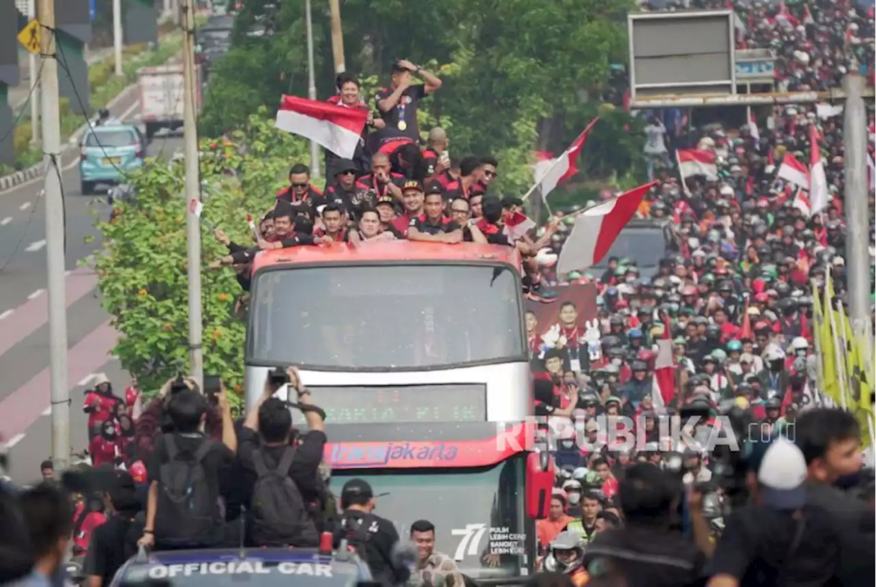 Tiga Copet Diamankan Saat Arak-arakan Timnas |Republika Online