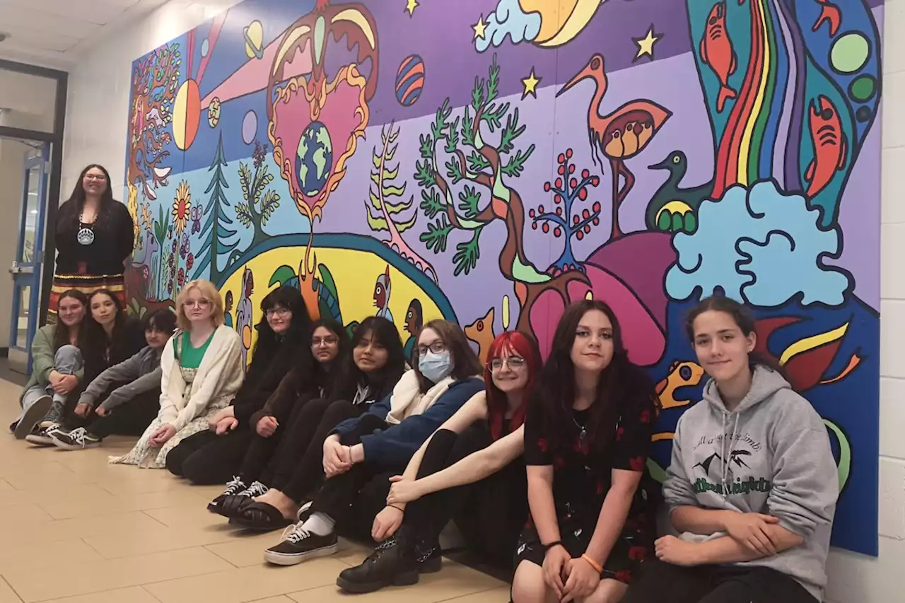 'Symbol of reconciliation': Superior Heights students unveil new mural