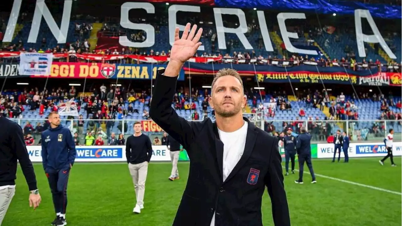 Genoa, Criscito dice addio al calcio: la Nord lo omaggia con targa ricordo