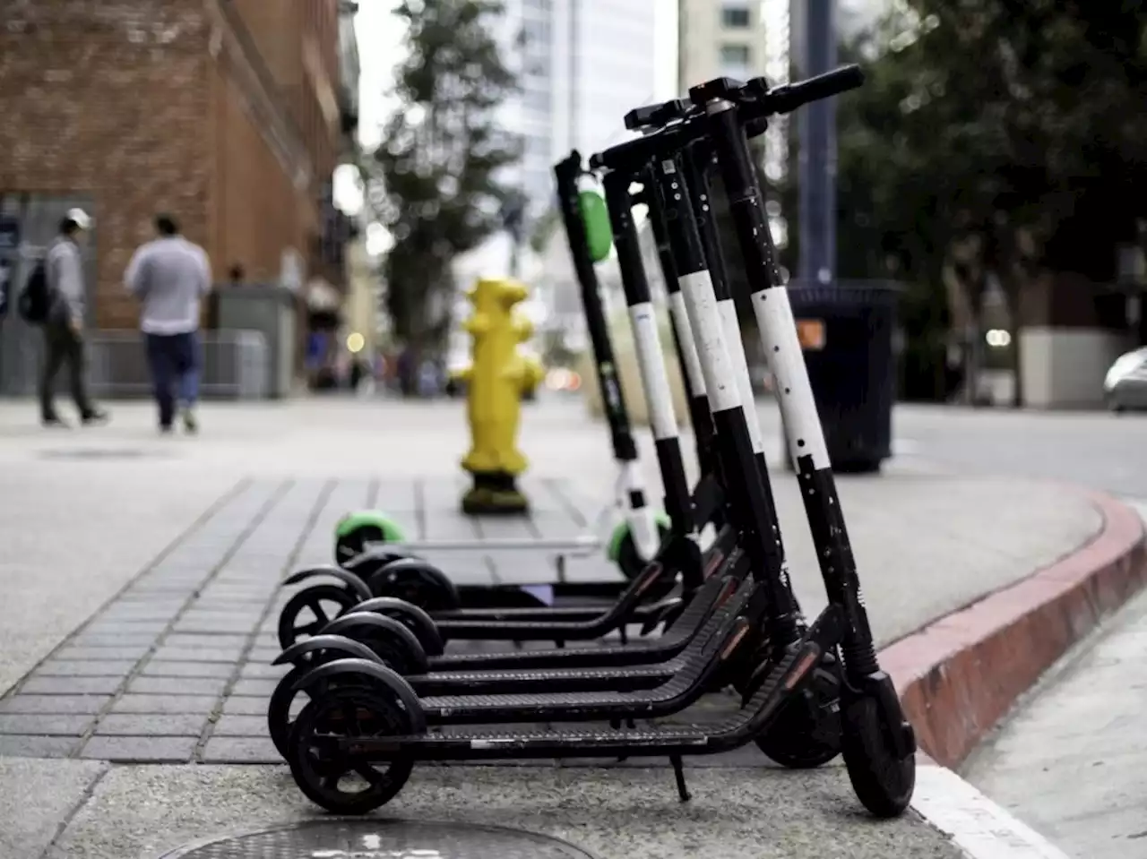 Woman killed in Oshawa accident riding city e-scooter without helmet