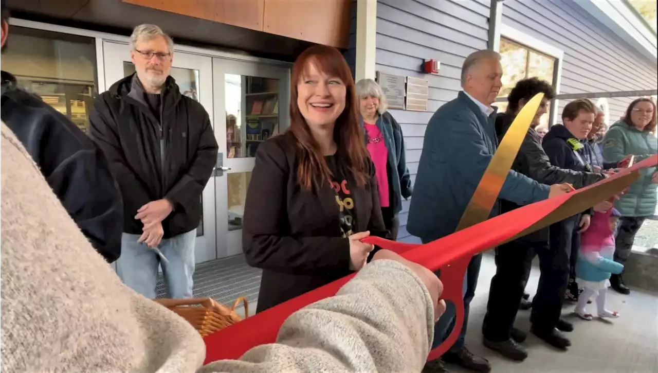 Unalaska celebrates opening of newly expanded public library