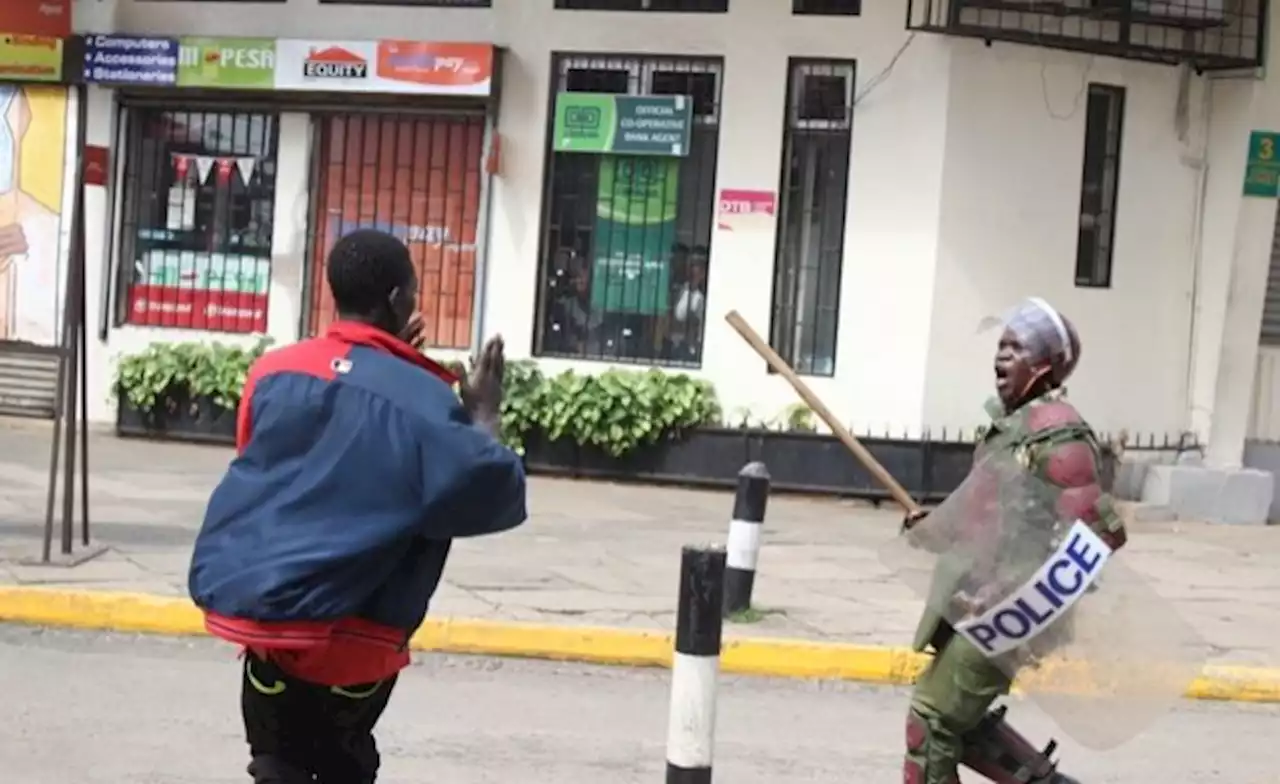 Kenya: Opposition Azimio Leaders Teargassed While Delivering Petition at Harambee House