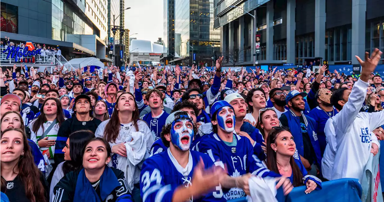 Toronto Maple Leafs fans were so loud they kept waking up a player's newborn baby