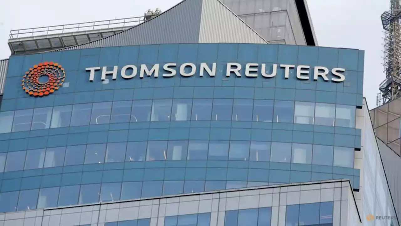 Thomson Reuters profit tops estimates as it plans AI push