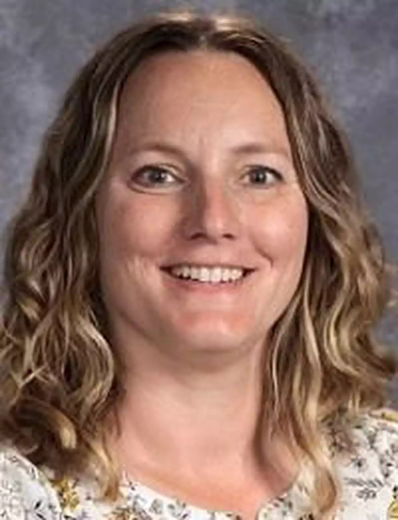 Solon mourns sudden death of high school teacher