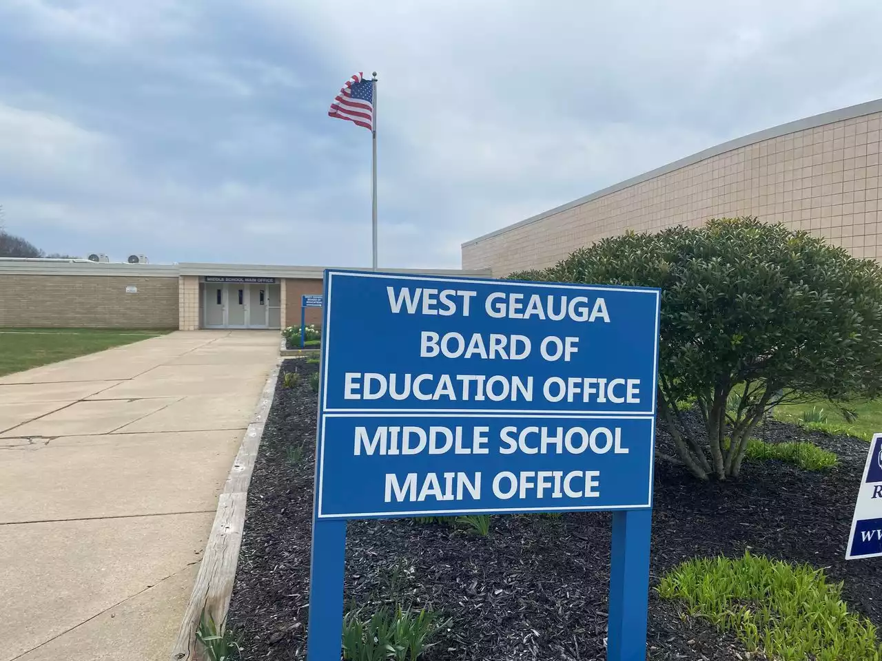 West Geauga student indicted on charges of bringing gun to school