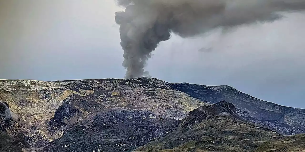 SGC: “Existe la probabilidad de que el volcán alcance el nivel de actividad rojo”