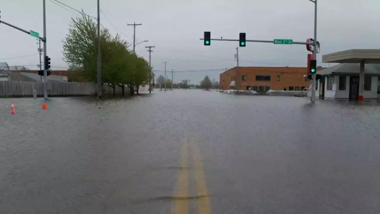 Mississippi River crest reaches historic proportions as Iowans cope with yet another flood | CNN