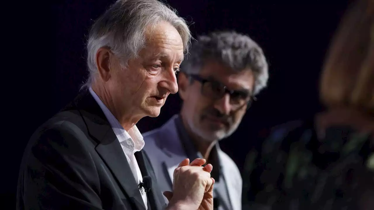 Geoffrey Hinton, pionero de la inteligencia artificial, renuncia a Google para advertir de los 'peligros' de esta tecnología