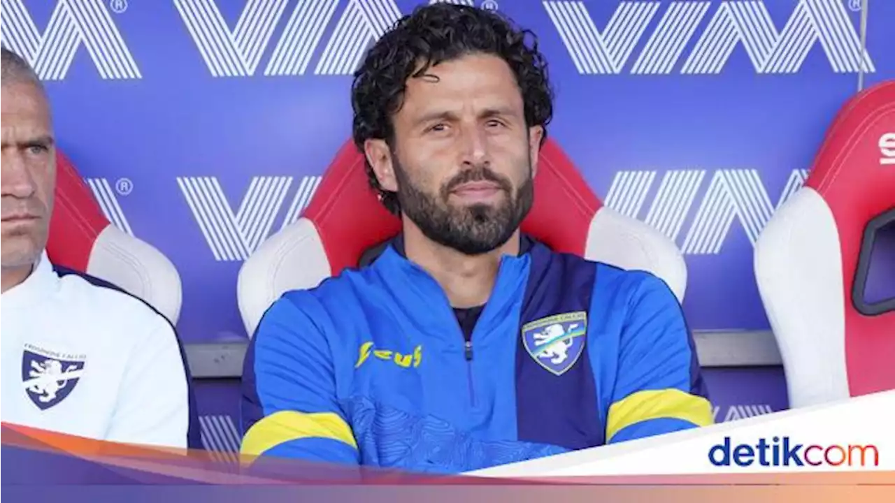 Pahlawan Italia Fabio Grosso Bawa Frosinone Promosi ke Serie A!