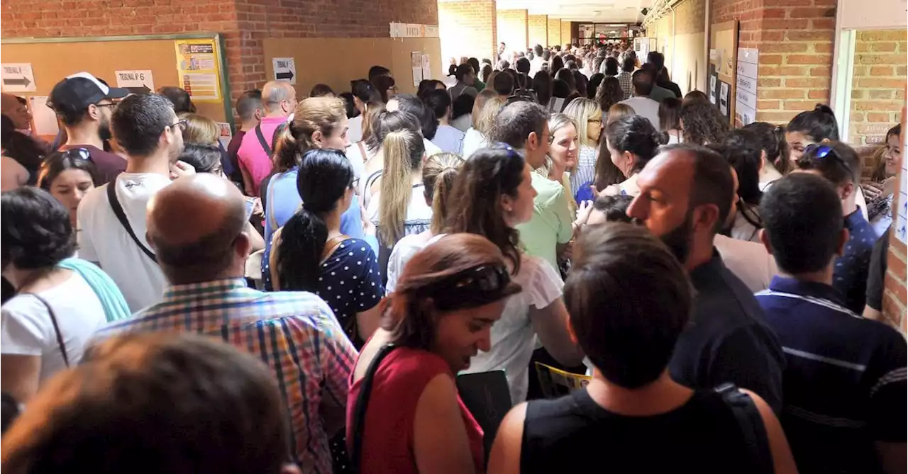 La Generalitat abre la puerta a repetir exámenes de las oposiciones tras las quejas