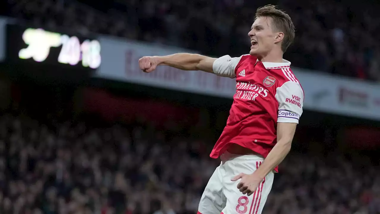 Arsenal 3-1 Chelsea: Odegaard brace helps Gunners go back on top of the Premier League