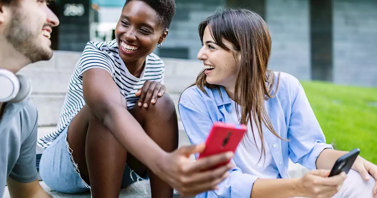 Making Friends Might Just Be Your Greatest Hay Fever Hack This Summer