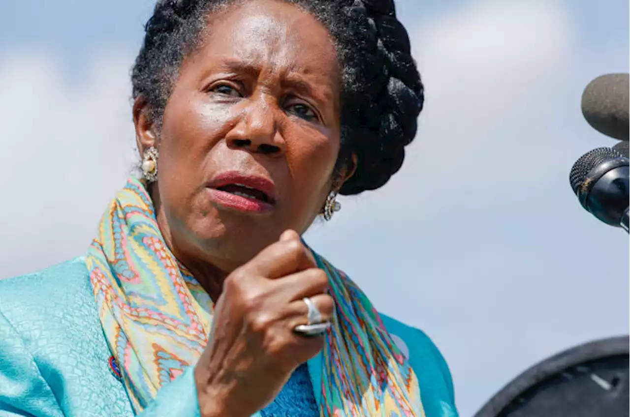 Watch Live: U.S. Rep. Sheila Jackson Lee introduces Stop Human Trafficking in School Zones Act