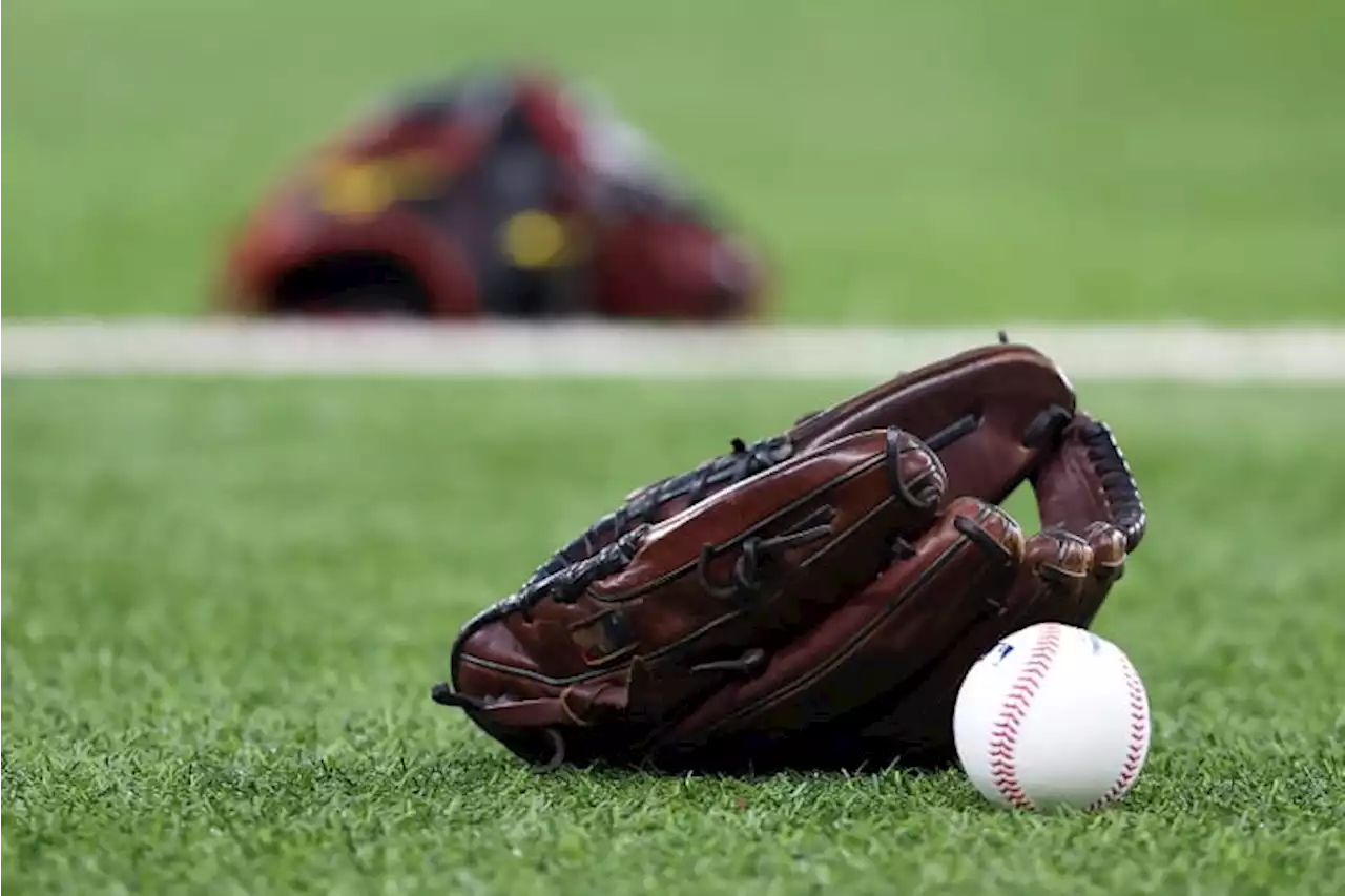 Texas college ballplayer stable after struck by stray bullet